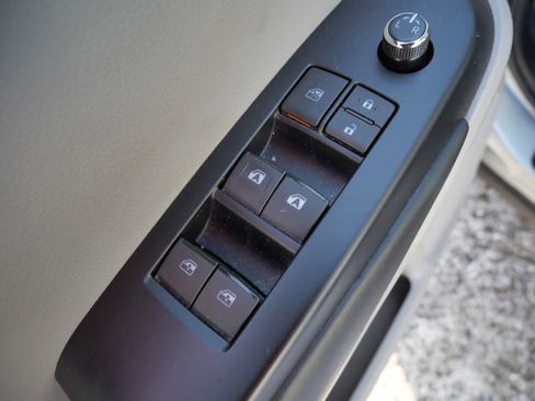 Certified 2019 Toyota Highlander XLE image 20