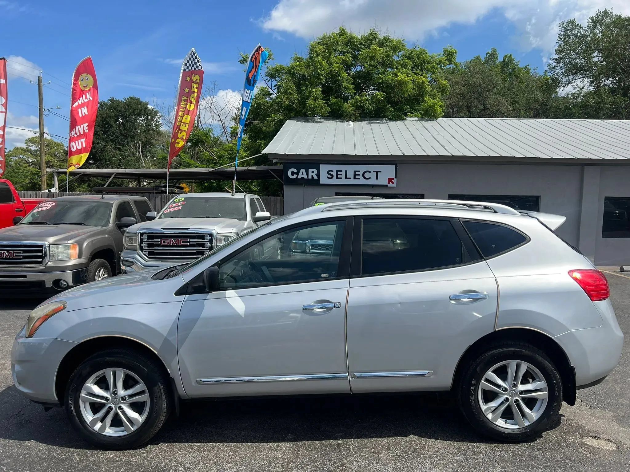 Used 2015 Nissan Rogue S w/ Convenience Package AWD/4WD image 8