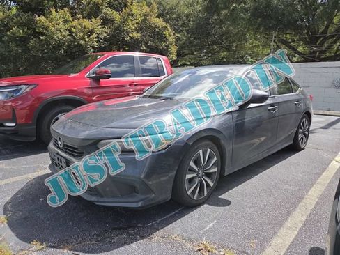 Used 2022 Honda Civic EX image 1