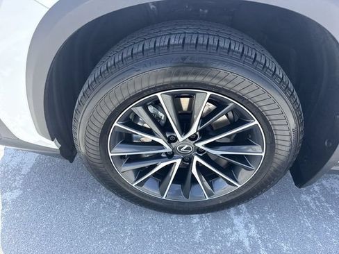 Used 2025 Lexus NX 250 FWD w/ Towing Package (2000 Lbs) image 10