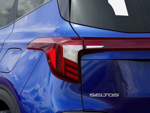 New 2026 Kia Seltos S AWD/4WD image 11