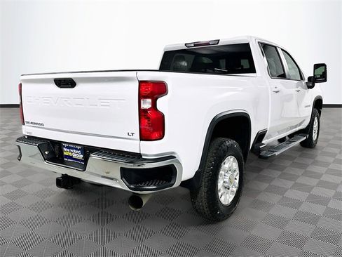 Used 2023 Chevrolet Silverado 2500 LT w/ Convenience Package image 7