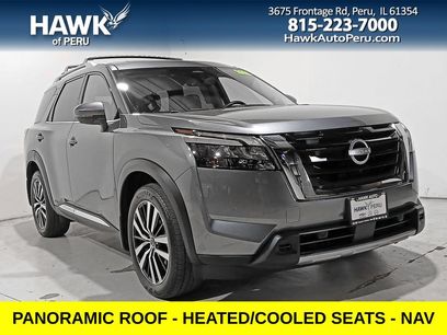 Used 2025 Nissan Pathfinder Platinum w/ Cargo Package