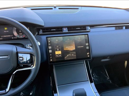 New 2026 Land Rover Range Rover Velar S image 8