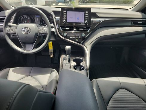 Used 2024 Toyota Camry SE FWD image 12