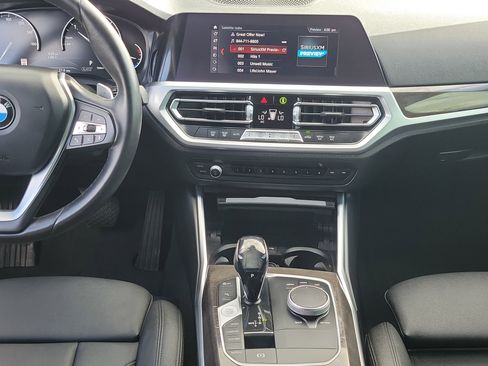 Used 2020 BMW 330i Sedan w/ Convenience Package image 19