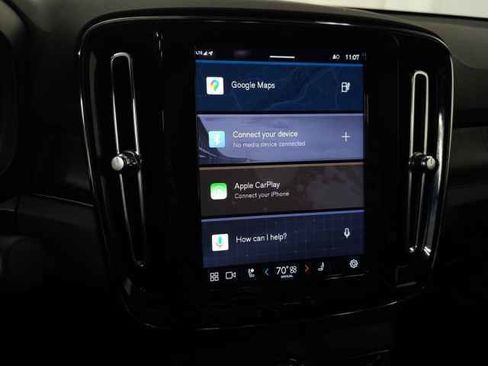 Certified 2023 Volvo C40 Recharge Core w/ Climate Package image 25