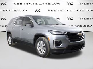 Used 2023 Chevrolet Traverse LS video 2