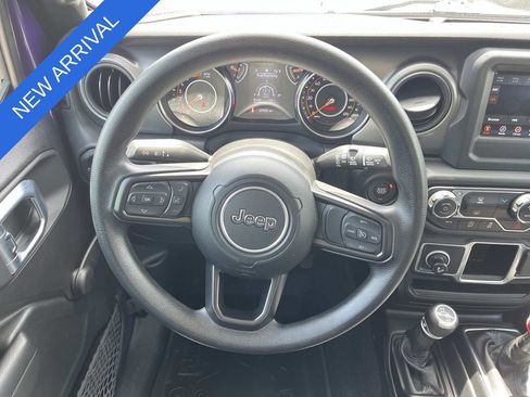 Used 2023 Jeep Wrangler Unlimited Sport AWD/4WD image 12