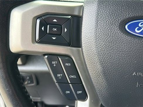 Certified 2021 Ford F250 Lariat w/ Lariat Value Package image 24