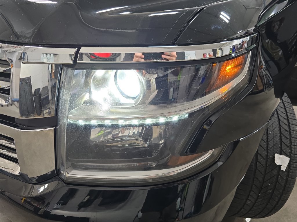 Used 2018 Chevrolet Tahoe Premier AWD/4WD image 34