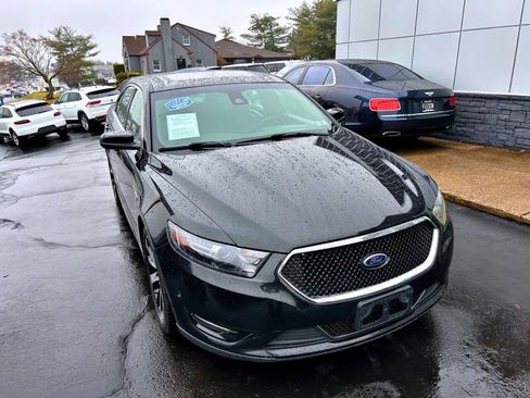 Used 2014 Ford Taurus SHO w/ Equipment Group 401A image 11