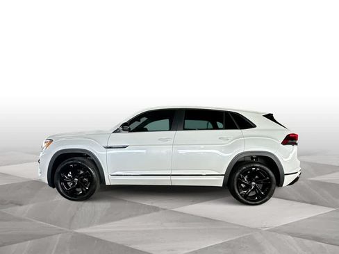Used 2025 Volkswagen Atlas Cross Sport SEL R-Line AWD/4WD image 5