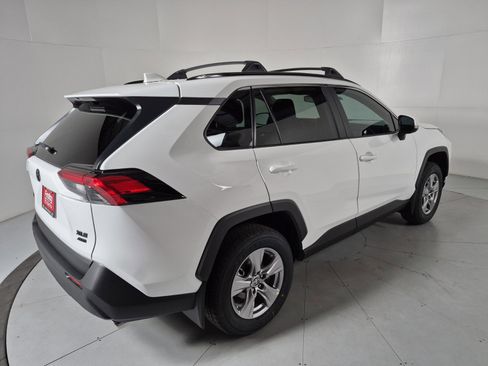 New 2025 Toyota RAV4 XLE image 5