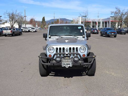 Used 2012 Jeep Wrangler Arctic image 2