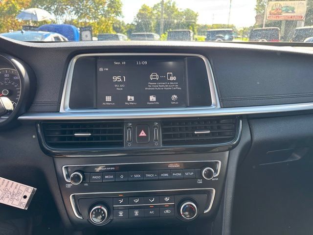 Used 2020 Kia Optima LX FWD image 16