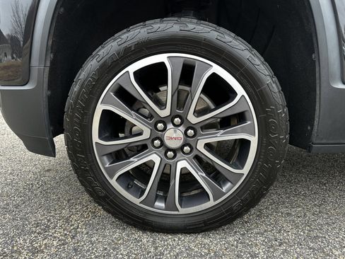 Used 2020 GMC Acadia AT4 w/ Driver Alert Package II image 11