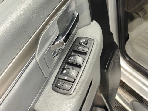 Used 2018 RAM 1500 Big Horn AWD/4WD image 49