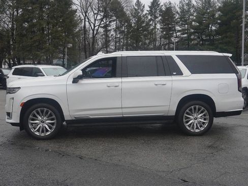 Used 2021 Cadillac Escalade ESV Premium Luxury AWD/4WD image 22