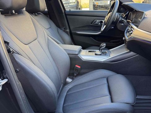 Used 2021 BMW 330e image 30