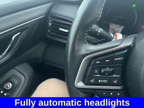 Used 2025 Subaru Outback Premium image 16