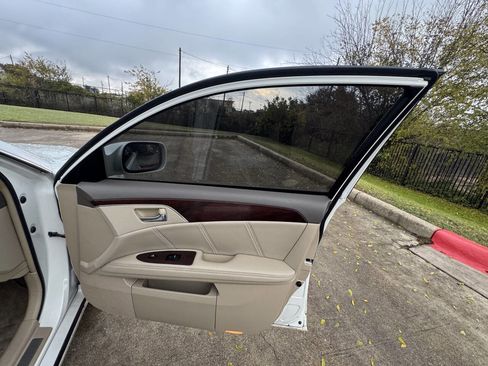 Used 2008 Toyota Avalon Limited image 25
