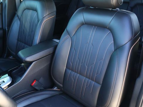 Used 2025 Buick Envista Avenir image 15