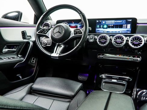 Used 2025 Mercedes-Benz CLA 250 image 18