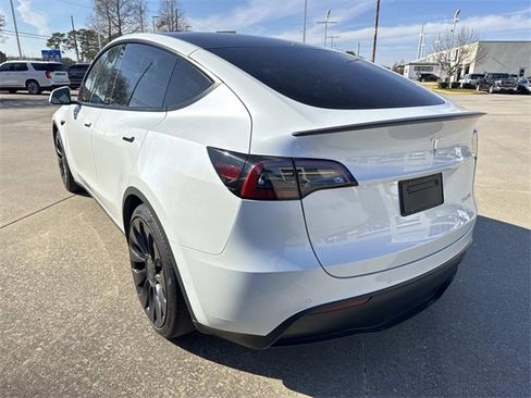 Used 2022 Tesla Model Y Performance image 7