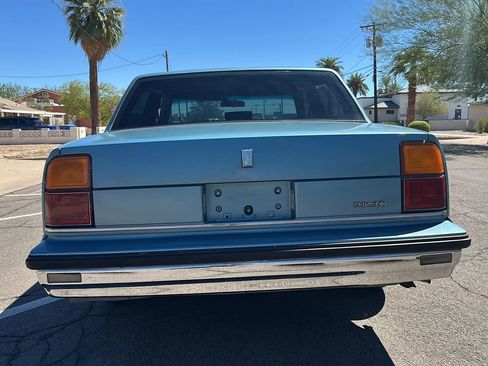 Used 1990 Oldsmobile 88 Royale Brougham image 6