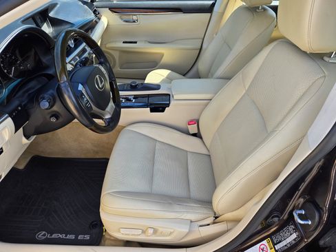 Used 2014 Lexus ES 350 w/ Premium Package FWD image 15