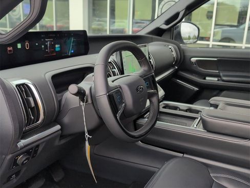 New 2025 Ford Expedition Platinum w/ Stealth Performance Package image 12