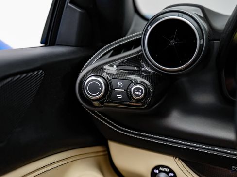 Used 2023 Ferrari F8 Tributo RWD image 81