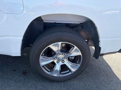 Used 2024 RAM 1500 Laramie RWD image 11