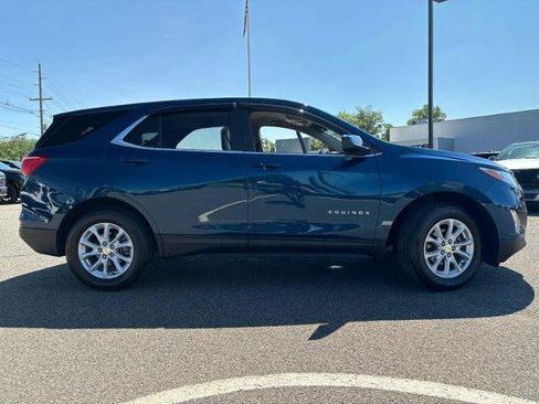 Used 2021 Chevrolet Equinox LT AWD/4WD image 12