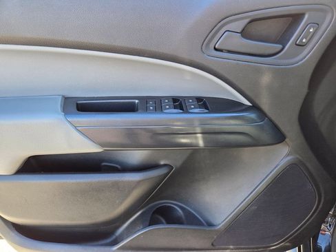 Used 2016 Chevrolet Colorado W/T w/ WT Convenience Package RWD image 22