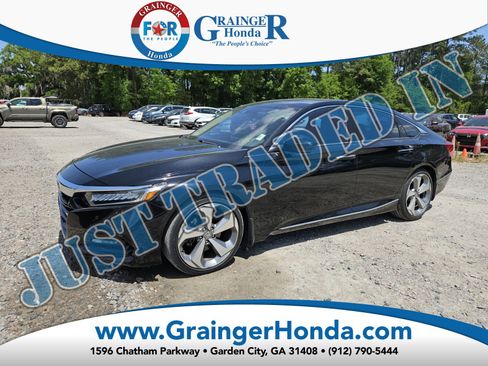 Used 2019 Honda Accord Touring image 1