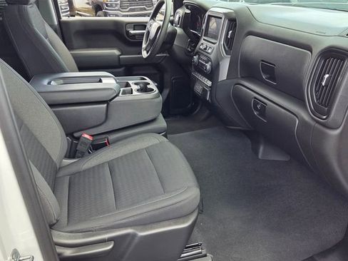 Used 2022 Chevrolet Silverado 1500 Custom image 13