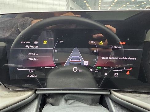 Used 2025 Audi Q5 Premium w/ Convenience Package image 13