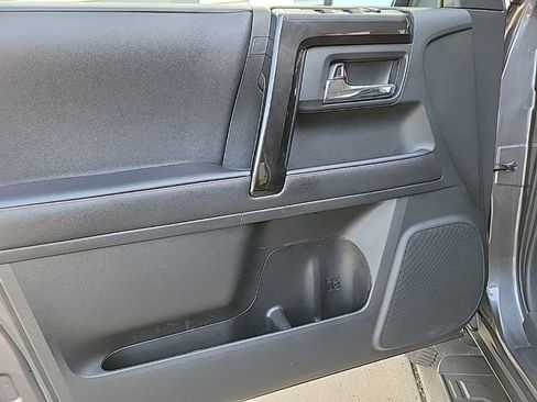 Used 2021 Toyota 4Runner TRD Off-Road Premium image 26