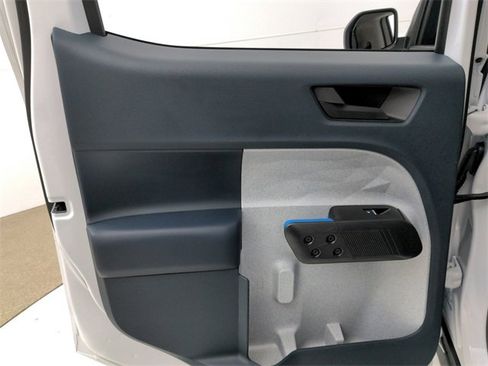 Used 2025 Ford Maverick XLT w/ Equipment Group 302A image 36