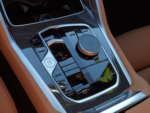 Certified 2024 BMW X6 M60i w/ Dynamic Handling Package image 20