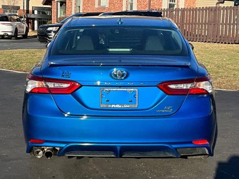 Used 2020 Toyota Camry SE image 6