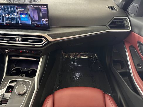 Certified 2023 BMW 330i Sedan w/ M Sport Package RWD image 31
