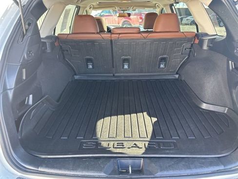 Used 2018 Subaru Outback 3.6R Touring image 10