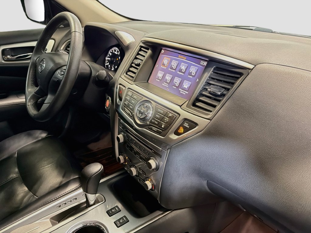 Used 2018 Nissan Pathfinder SL FWD image 26