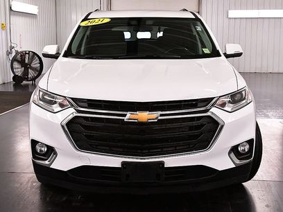 Used 2021 Chevrolet Traverse LT