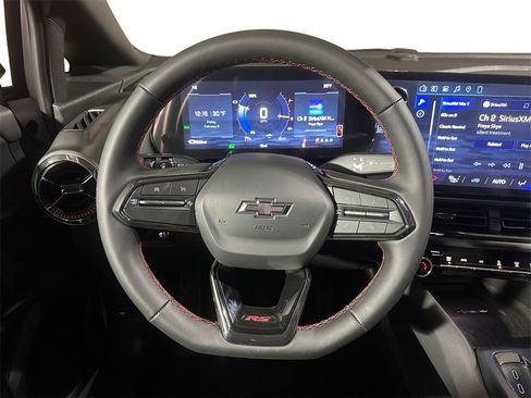 New 2026 Chevrolet Equinox EV RS image 12