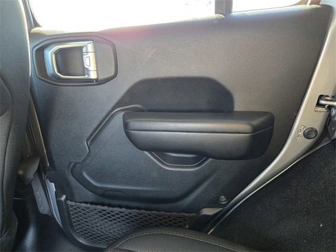 Used 2020 Jeep Wrangler Unlimited Sport S image 13