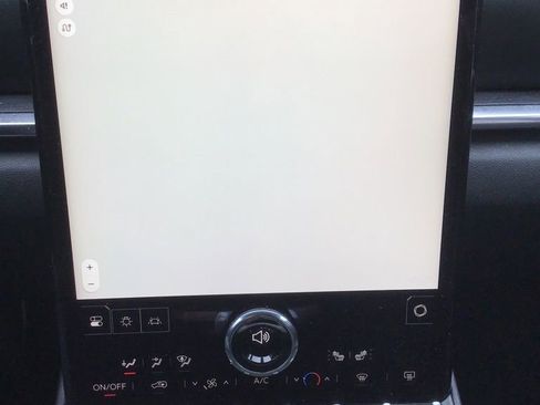 Used 2025 GMC Terrain Elevation image 11